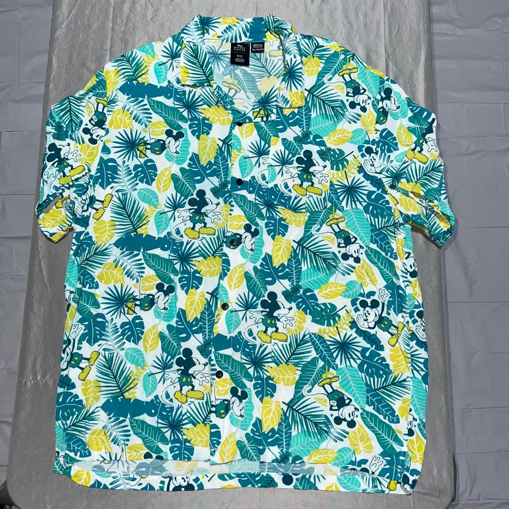 Disney Mickey Mouse Mens XXL Tropical Rayon Hawaiian Button Down Shirt Green